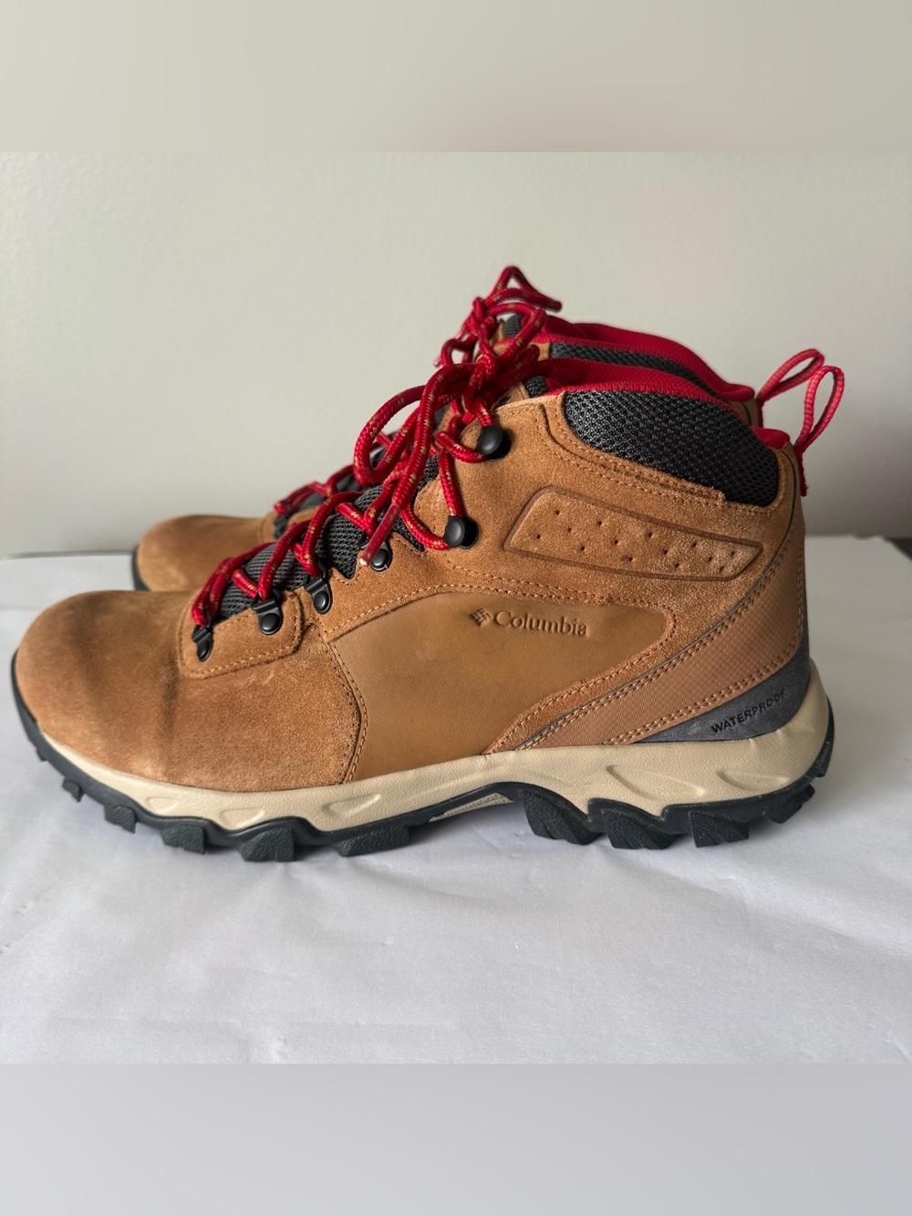 COLUMBIA Size 12 Men’s Newton Ridge Plus II Suede Waterproof Hiking Boot - Picture 4 of 7